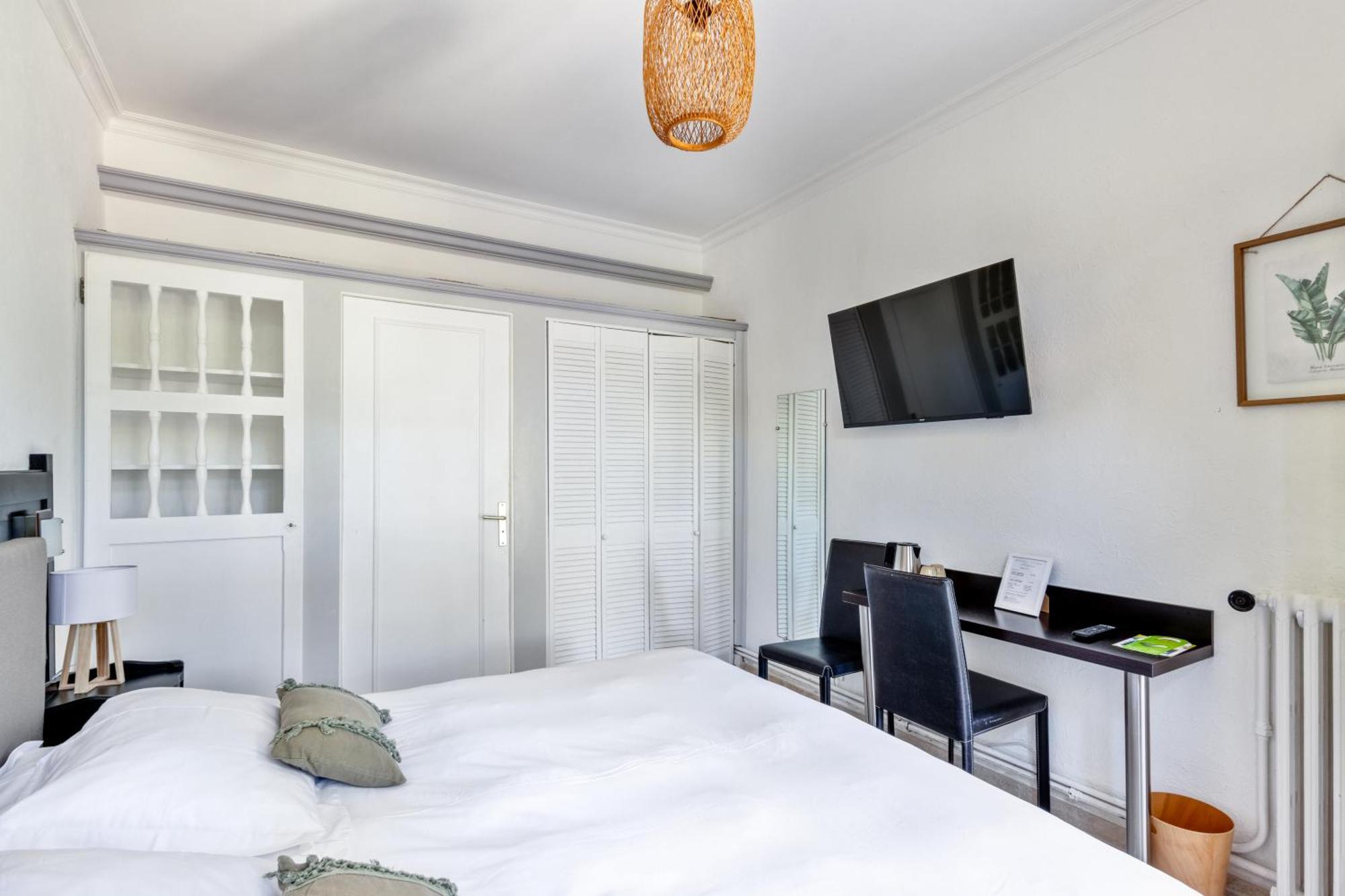 La Garoupe-Gardiole Hotel Antibes Exterior photo